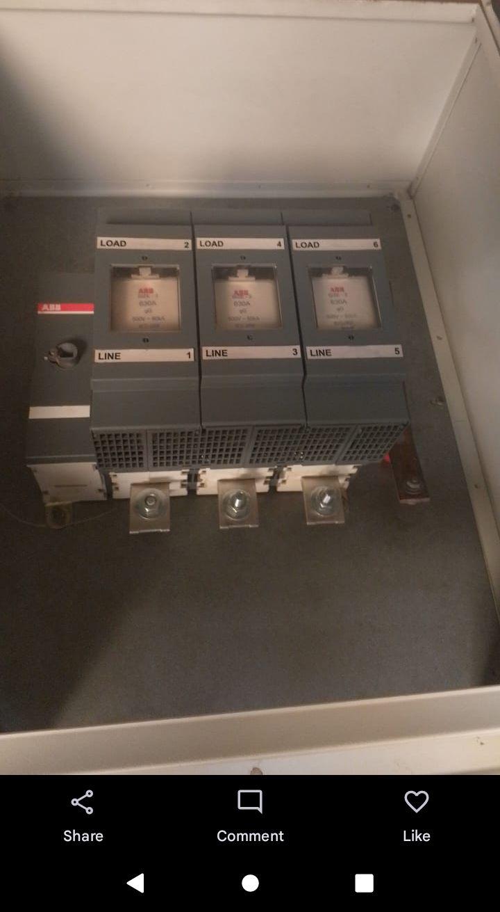 THREE PHASE CHANGE OVER TRANSFER