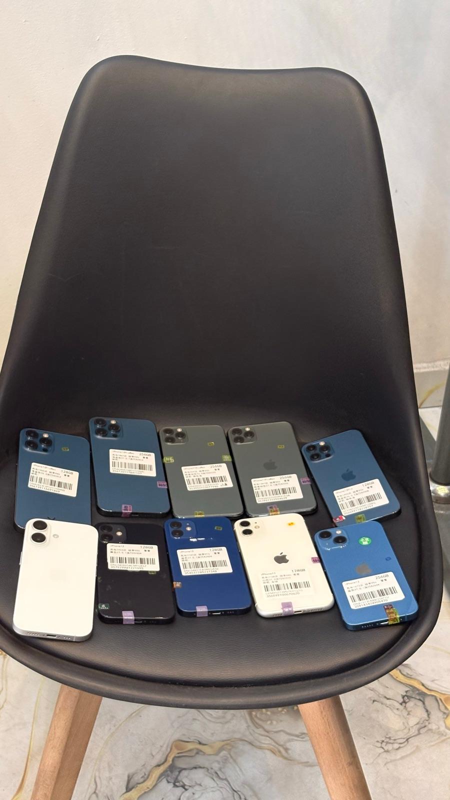 All uk used iPhone series available 