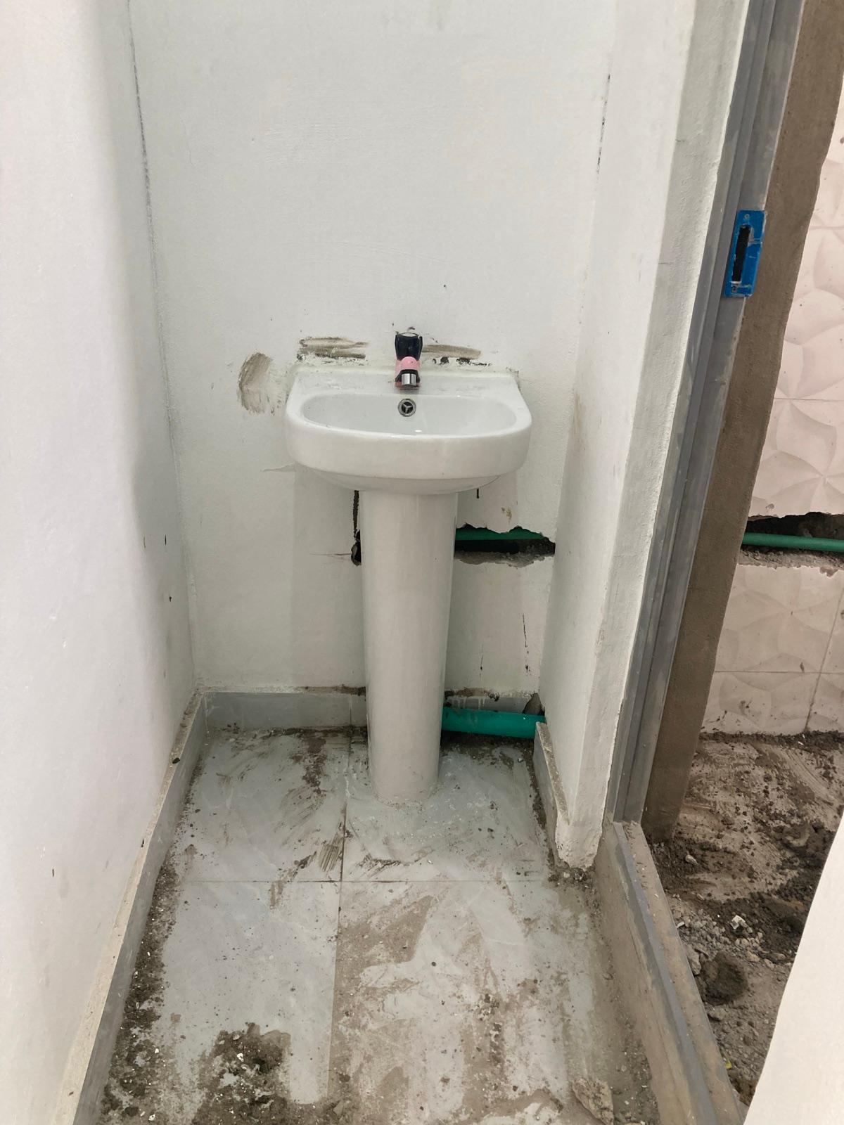 Pedestal Washbasin Installation 