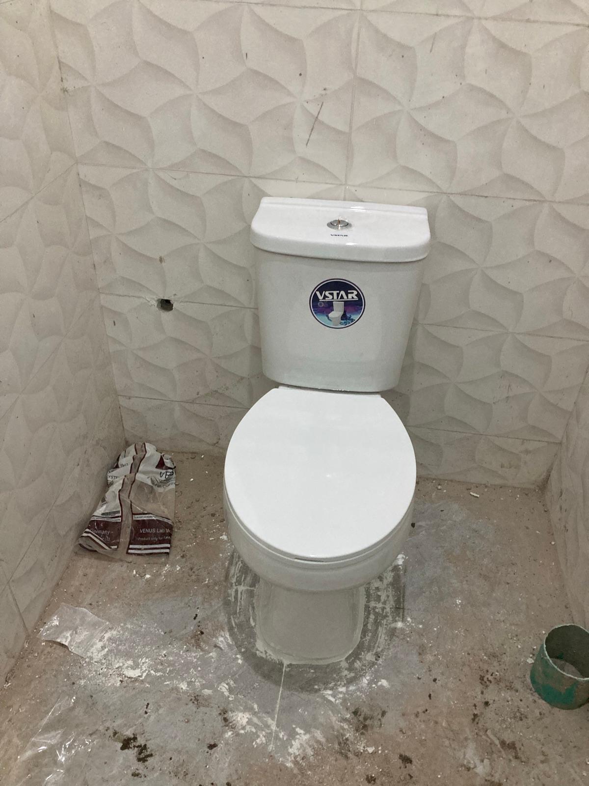Close Coupled WC Installation 