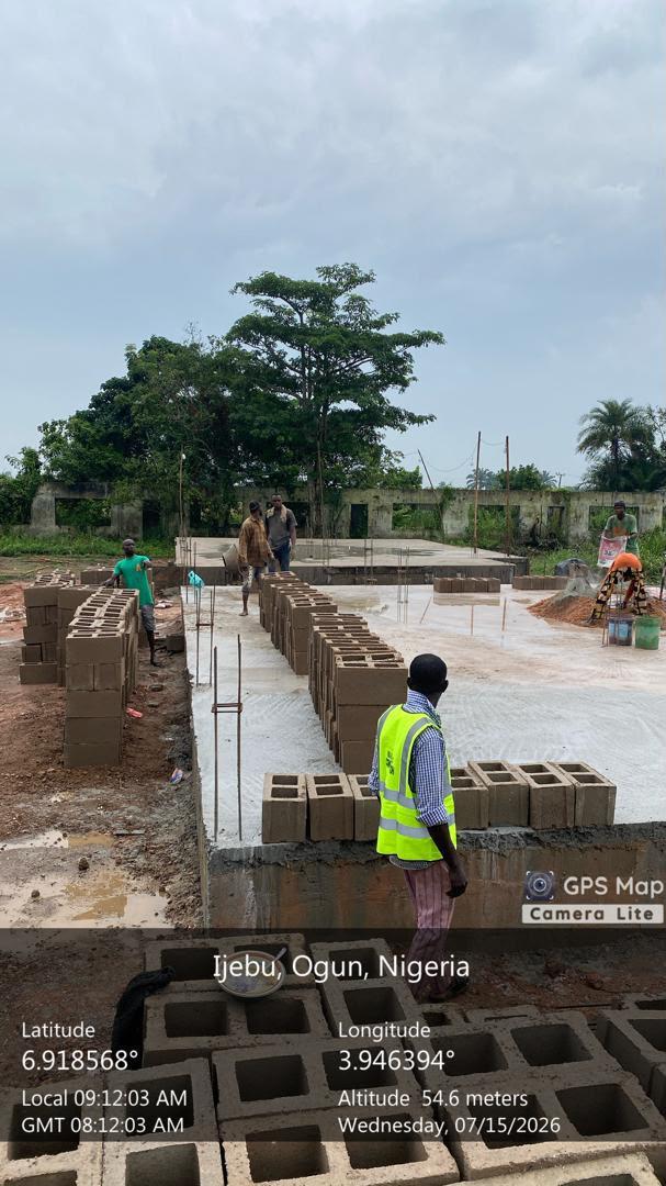 Ongoing building project supervision